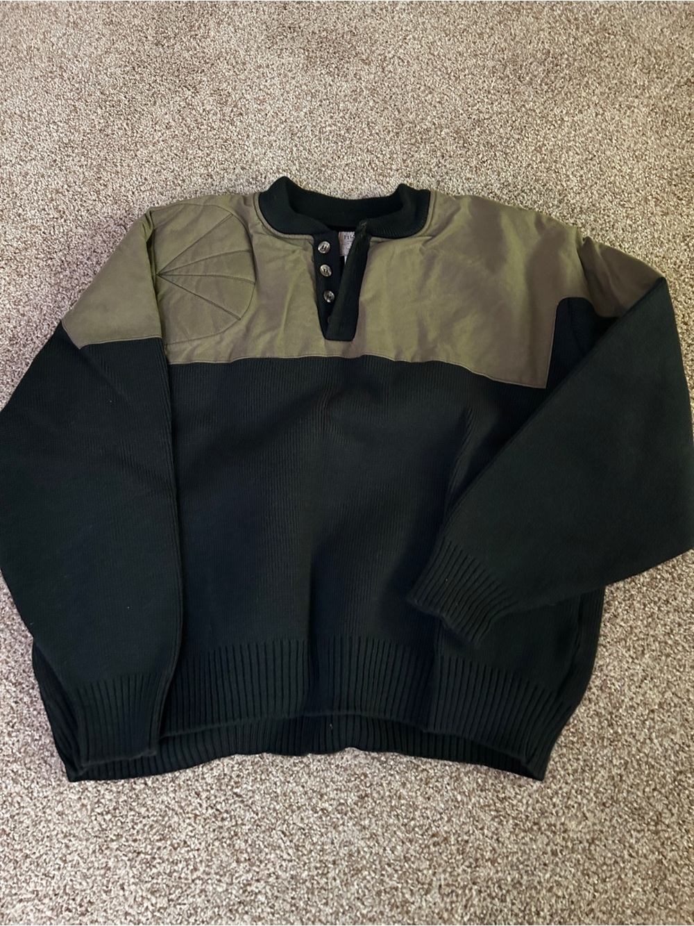 Filson Black and Olive Green Crewneck Henley Pullover